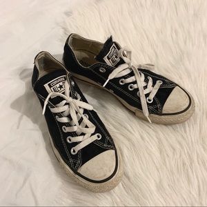 🛍3/30 Classic Canvas Converse